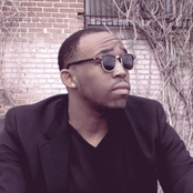 Chris Holloway - List pictures