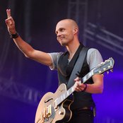 Juha Tapio - List pictures