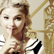 Stefanie Scott - List pictures