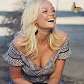 Emma Bunton - List pictures
