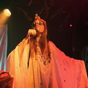 Diva - List pictures