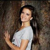 Brooke Hyland - List pictures