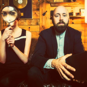 Hundreds - List pictures