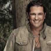 Carlos Vives - List pictures