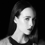 Allie X - List pictures