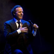 Julio Iglesias - List pictures