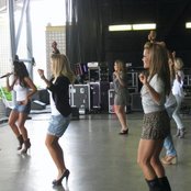 Aleesia - List pictures