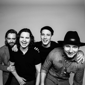 Lukas Graham - List pictures