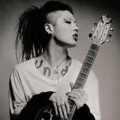 Miyavi - List pictures