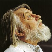 Robert Wyatt - List pictures
