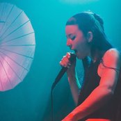 Hana - List pictures