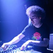 High Contrast - List pictures