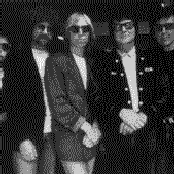 Traveling Wilburys - List pictures