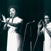 The Staple Singers - List pictures