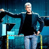 Taylor Hicks - List pictures
