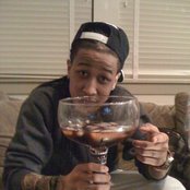 J-lie - List pictures