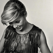 Chimene Badi - List pictures