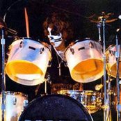 Peter Criss - List pictures
