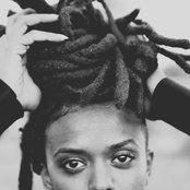 Kelela - List pictures