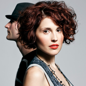 Ash Koley - List pictures