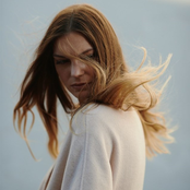 Rosie Lowe - List pictures