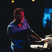 Matthew Shipp - List pictures