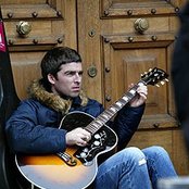 Noel Gallagher - List pictures