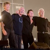 Golden Earring - List pictures