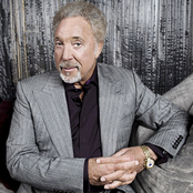 Tom Jones - List pictures