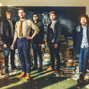 Kaiser Chiefs - List pictures