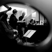 Angizia - List pictures