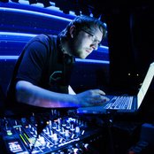 Stewart Walker - List pictures