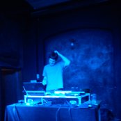 Deadbeat - List pictures