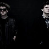 White Apple Tree - List pictures