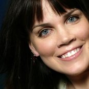 Ginny Owens - List pictures