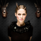 Oh Land - List pictures