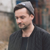 Bonobo - List pictures