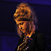 Selah Sue - List pictures