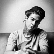 T. Mills - List pictures