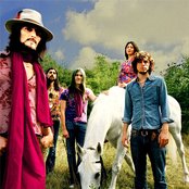 Amorphous Androgynous - List pictures