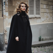 Anna Calvi - List pictures