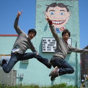 Harry And The Potters - List pictures