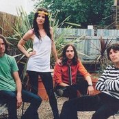 Juliette And The Licks - List pictures