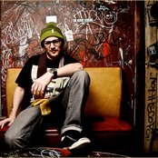Mac Lethal - List pictures