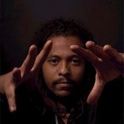 Black Alien - List pictures