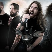 Royal Bliss - List pictures