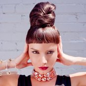 Ayah Marar - List pictures