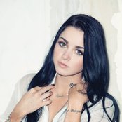 Annabel Fay - List pictures