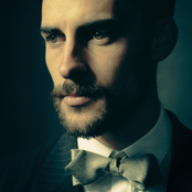 Robert Ellis - List pictures