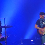 Fito Y Los Fitipaldis - List pictures